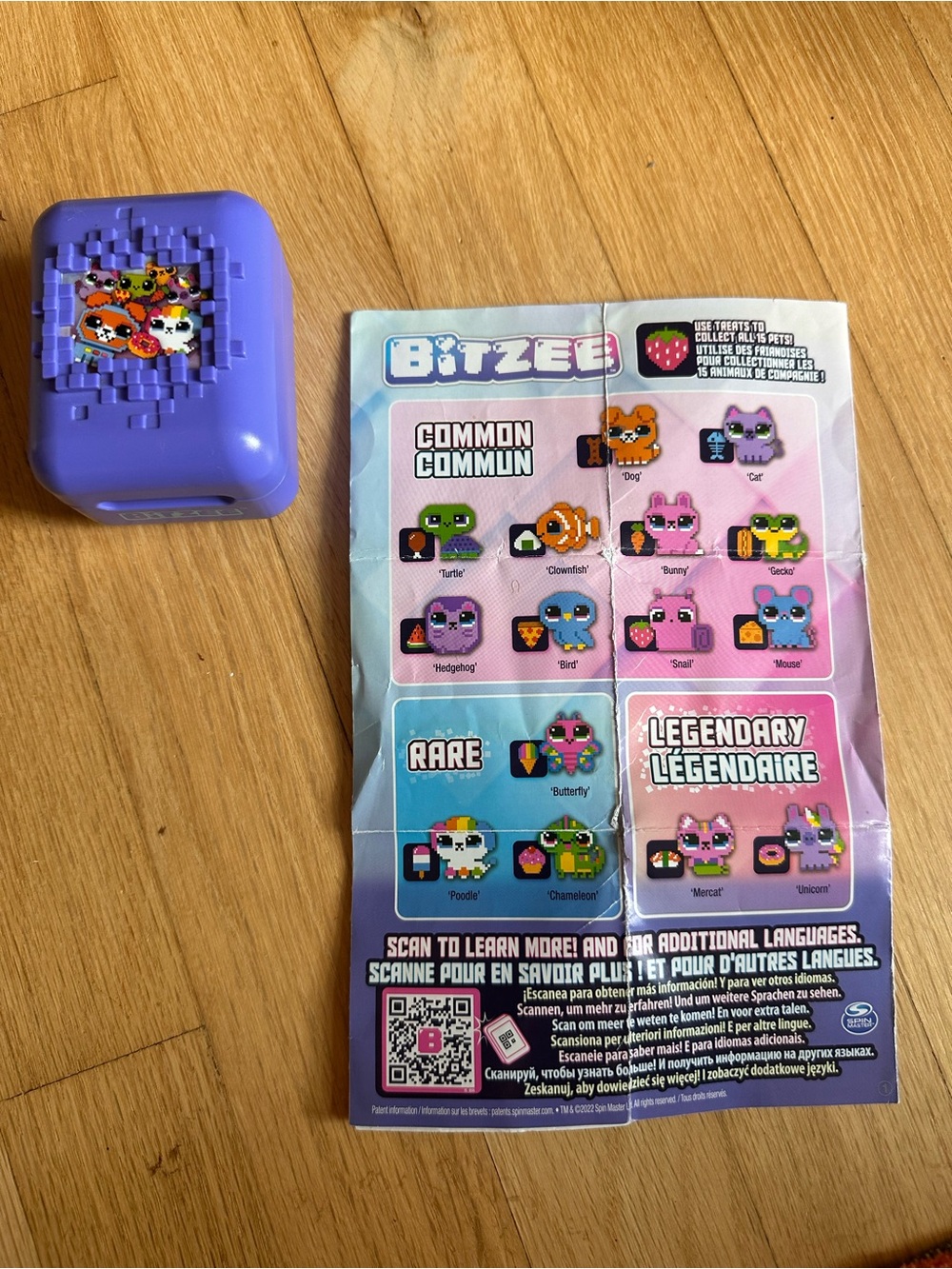 Bitzee interactive toy digital pet with 15 animals